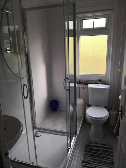 'Le Chalet Ii' Free Unlimited Wifi 2 Bed Chalet House Hodgeston Luaran gambar